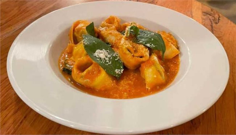 רביולי תרד וריקוטה תוצרת הבית