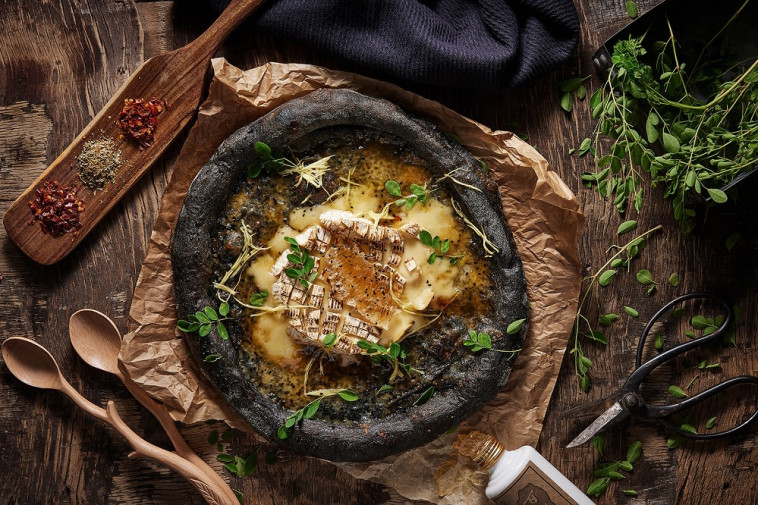 פיצה טוקיו של מוצ'ה