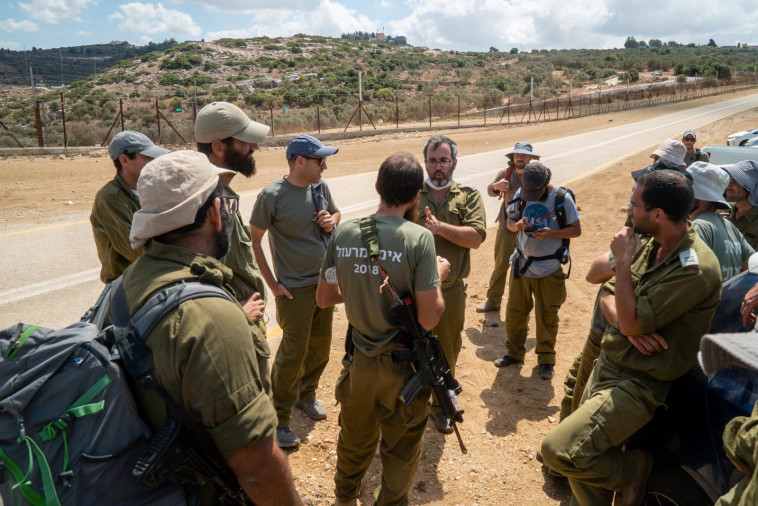 כוחות צה''ל במצוד אחר האסירים ביו''ש (צילום: דובר צה''ל)