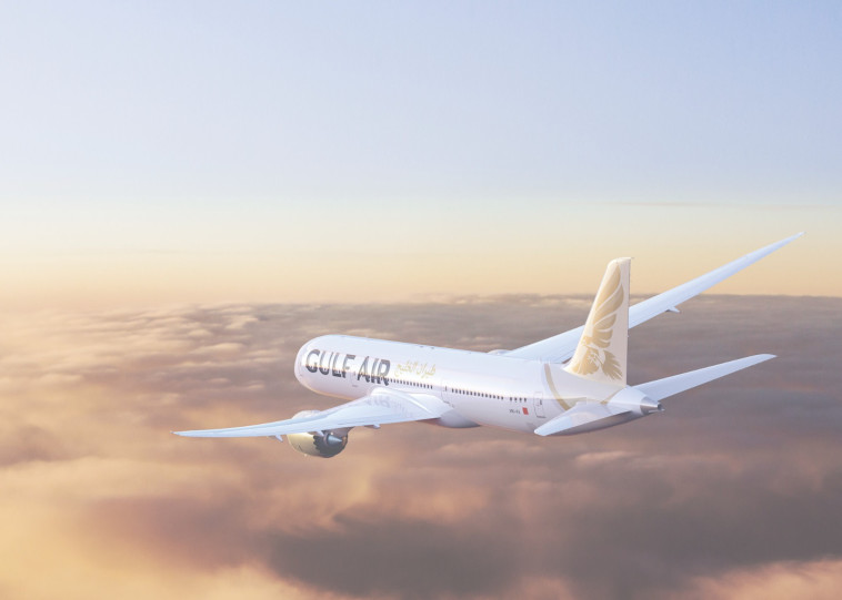 מטוס של חברת ''גולף אייר''