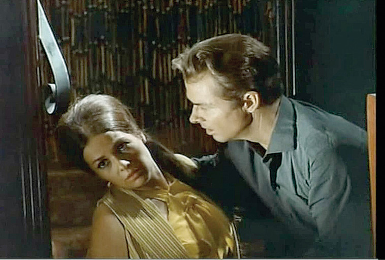 אודי מרפי וגילה אלמגור, מתוך ''מבצע קהיר''