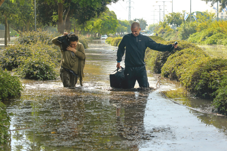 הצפות באשקלון 
