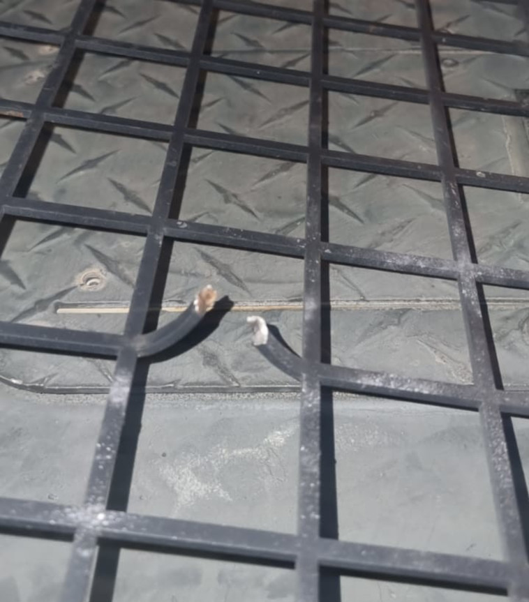 נזק לרכב של כוחות הביטחון בקבר יוסף