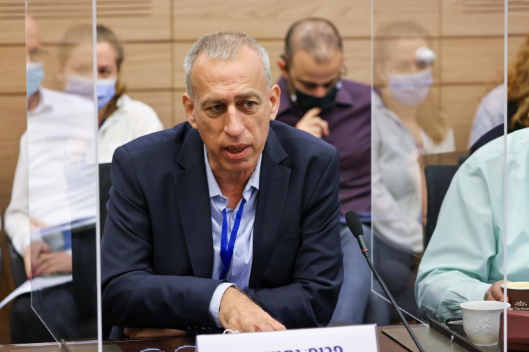 פרופ' נחמן אש