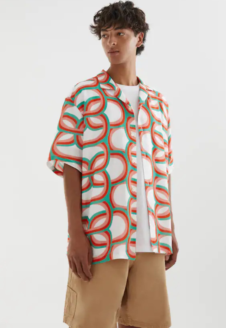 PULL &amp; BEAR. מחיר: 129.90 שקל