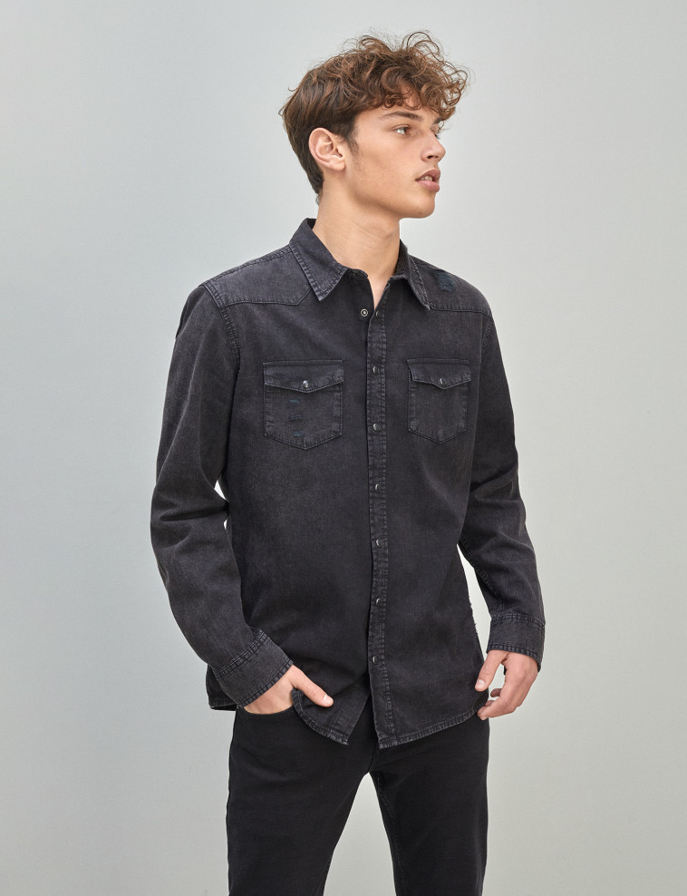 קסטרו. מחיר: 149.90 שקל