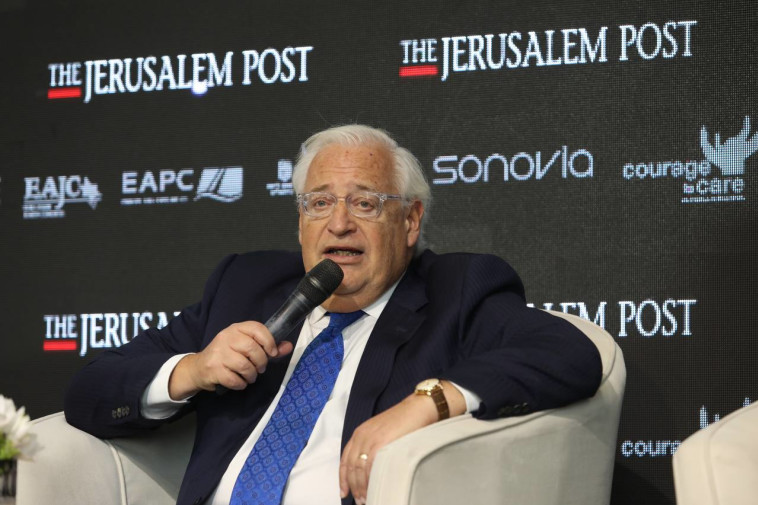 שגריר ארה''ב לשעבר בישראל, דיוויד פרידמן, בכנס ג'רוזלם פוסט