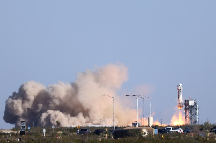 רגע השיגור (צילום: רויטרס)