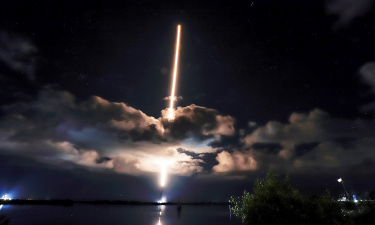 שיגור הגשושית ''לוסי'' של נאס''א (צילום: REUTERS/Thom Baur)