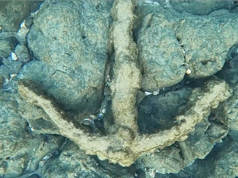 עוגן שנמצא במהלך הצלילה