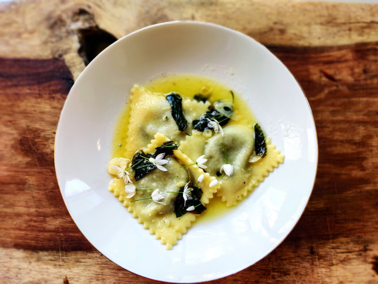 נורה מטבח מקומי