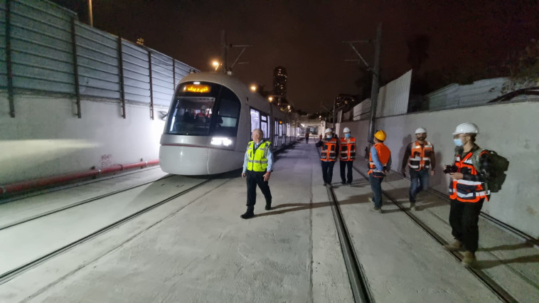 הרכבת הקלה בבת ים