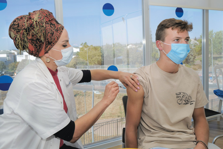 חיסון קורונה לילדים ונערים