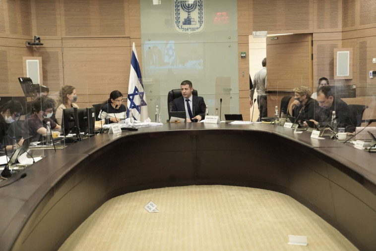 אישור התקציב בוועדת הכספים