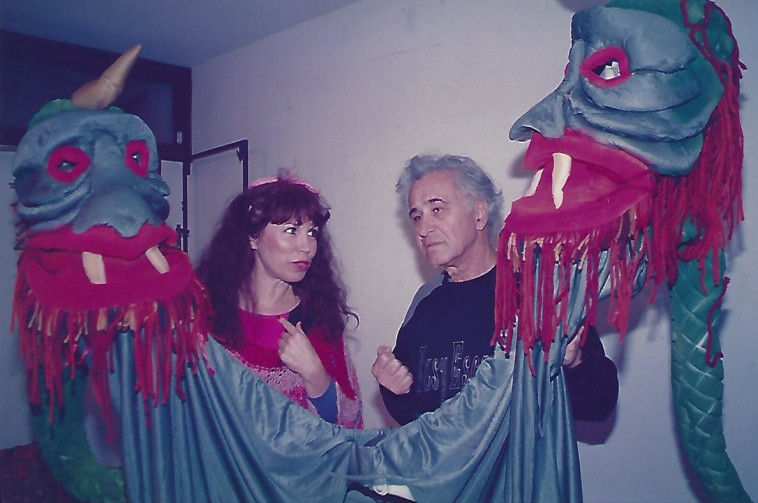 בלהה מס עם מישא אשרוב בהצגת ''אוזו ומוזו מכפר קקרוזו'' בתיאטרון ביממ''א