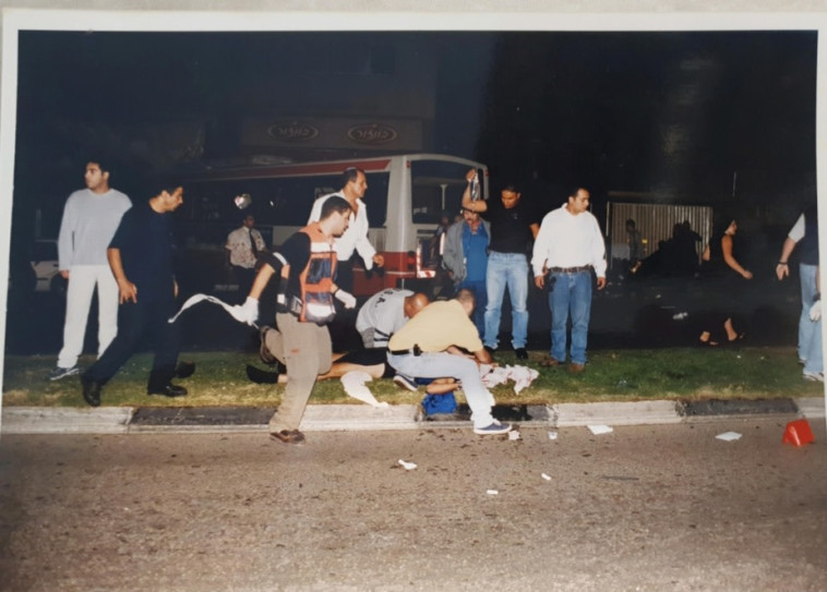 ניר מרחב, נפצע בפיגוע בקו 7 בחדרה, נובמבר 2000