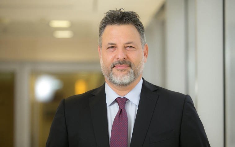 עו''ד רועי קורניק