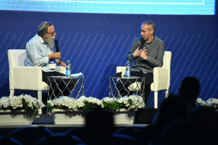 השר טרופר בוועידת בני עקיבא 