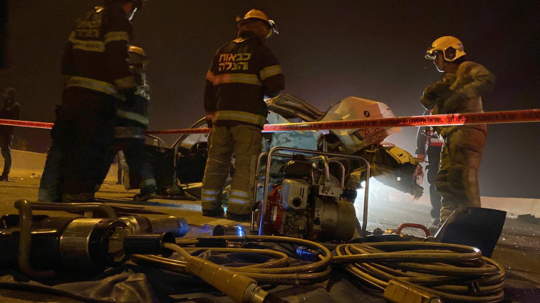 פעולות חילוץ הלכוד בתאונה
