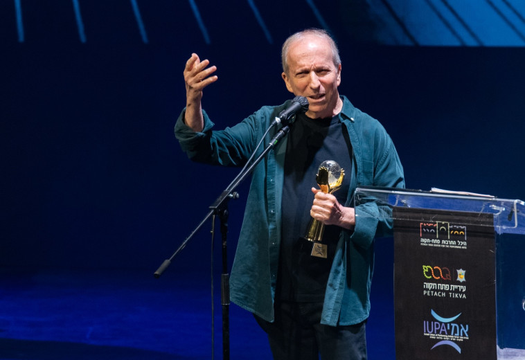 דני סנדרסון