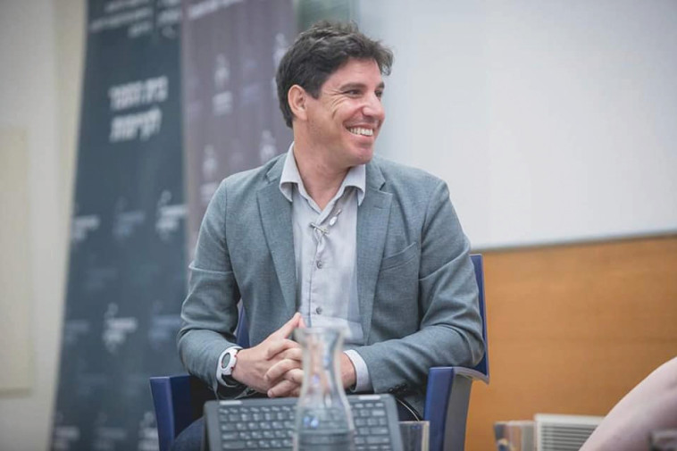 פרופסור יונתן דובי 