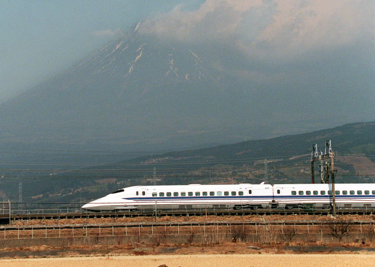 רכבת של חברת JR West (צילום: Getty images)