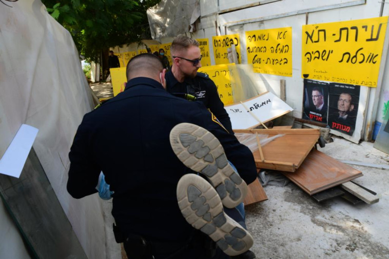 פינוי גבעת עמל (צילום: אבשלום ששוני)