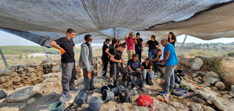 תלמידי מקיף רבות באר שבע משתתפים בחפירות