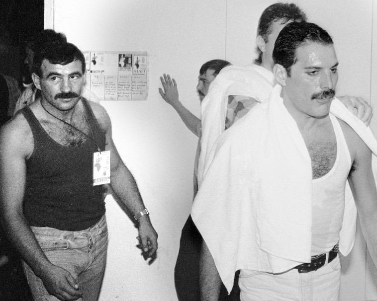 פרדי מרקורי וג'ים האטון צילום 