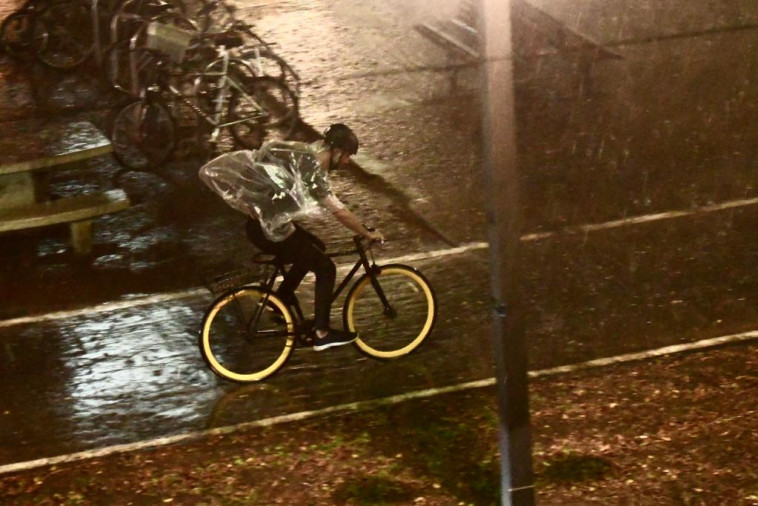 גשם בתל אביב