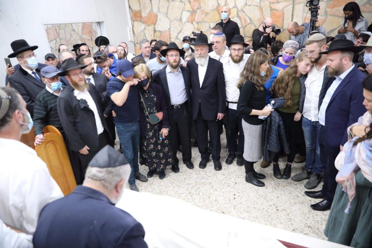 הלוויתו של אלי קיי ז''ל