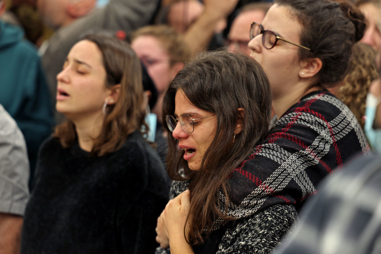 הלוויתו של אלי קיי ז''ל