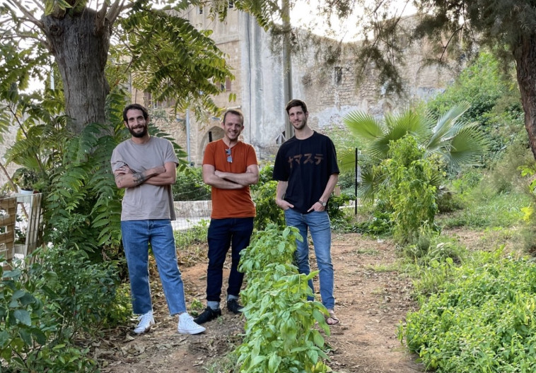 אמיר ארליך, ליאור סדן, נדב רפפורט בגינה