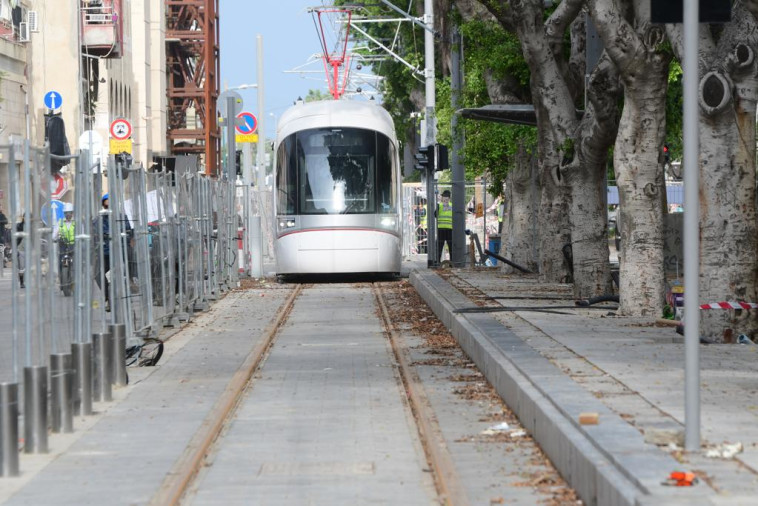 נסיעת מבחן הרכבת הקלה ביפו