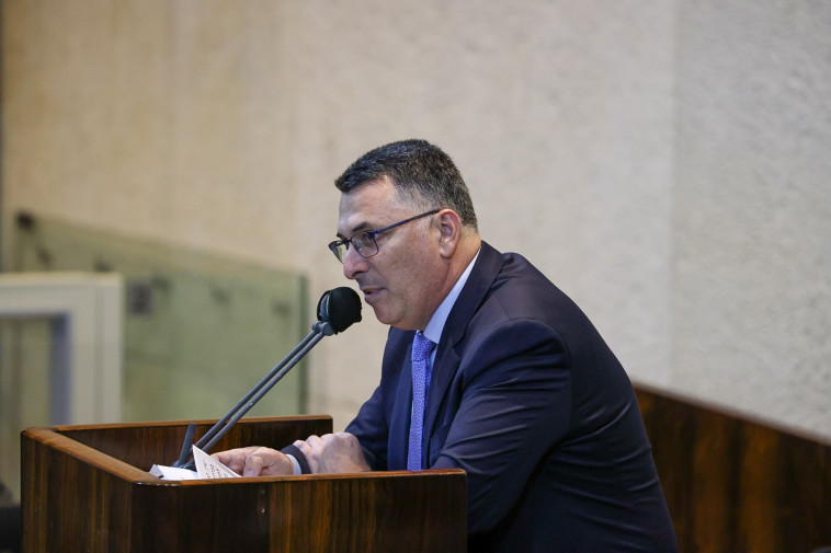 שר המשפטים גדעון סער במליאת הכנסת