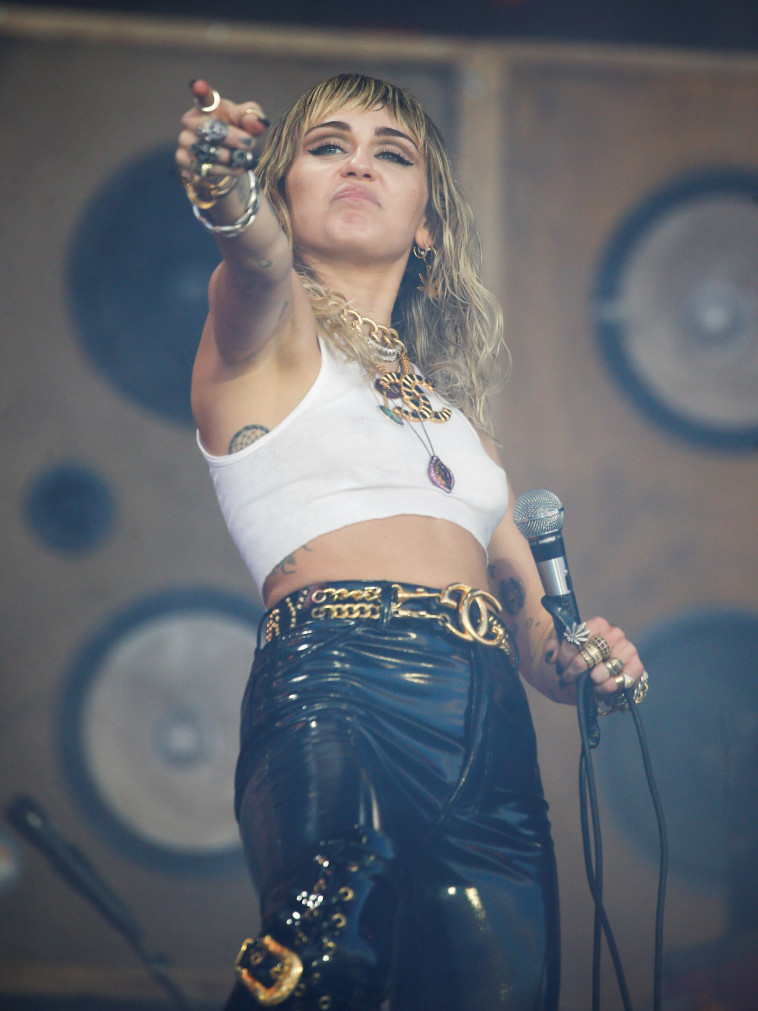 מיילי סיירוס