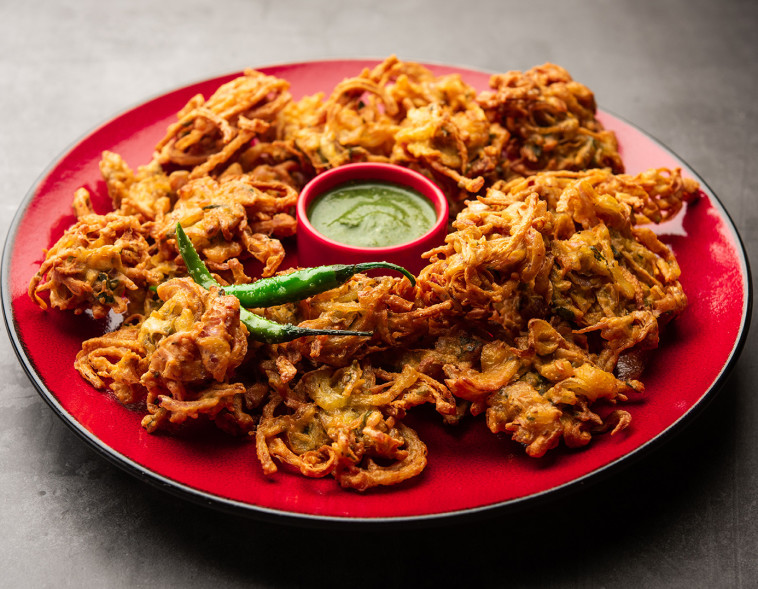 לביבות בצל הודיות שחוסלו לפני שהספקנו לצלם