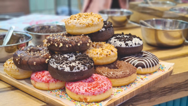 מבחר דונאטס ברשת מק גלידה של מקדונלד'ס