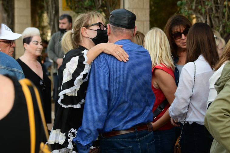 לווית ג. יפית 