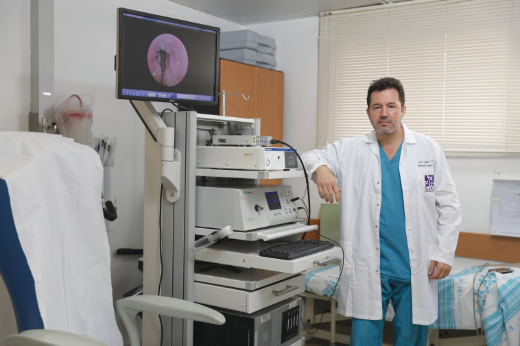 ד''ר יקי כהן, מנהל מחלקת אף אוזן גרון וניתוחי ראש וצוואר ברמב''ם (צילום: בית החולים רמב''ם)