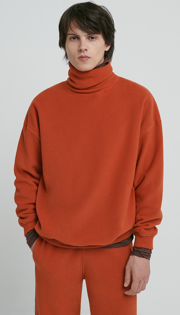 סווצ'רט ומכנסיים, אמריקן וינטג'. מחיר: 495 שקלים