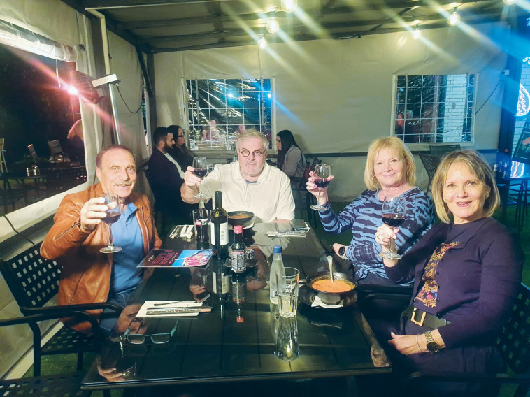 תחיה ומנחם הורוביץ וישראל ומרגלית גוטסדינר