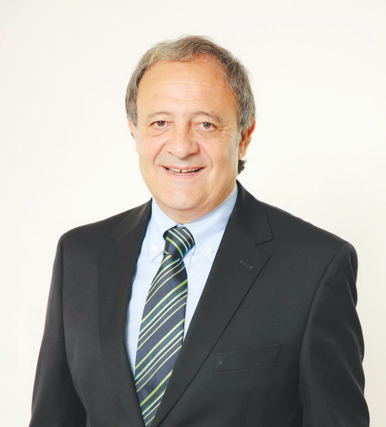 ראובן אבלגון