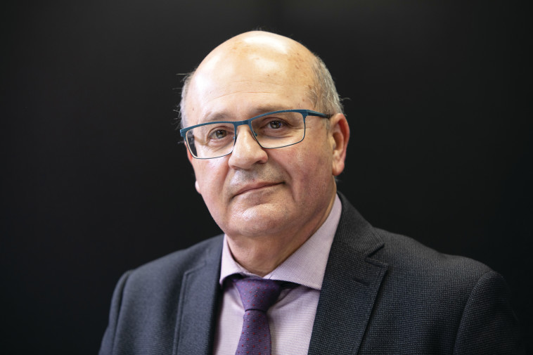 פרופ' חזי לוי