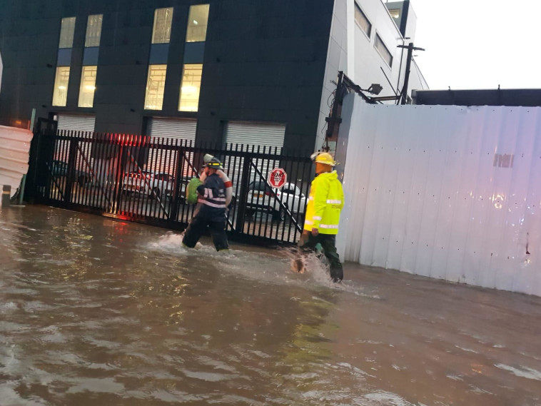 הצפה בחולון 