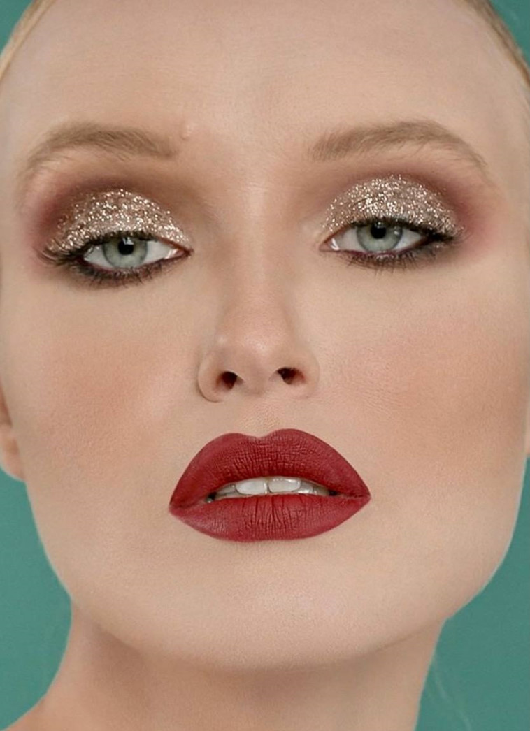 מכסוף ועד שרי