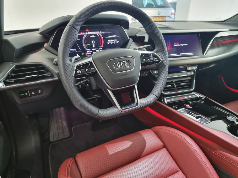 אאודי אי טרון GT