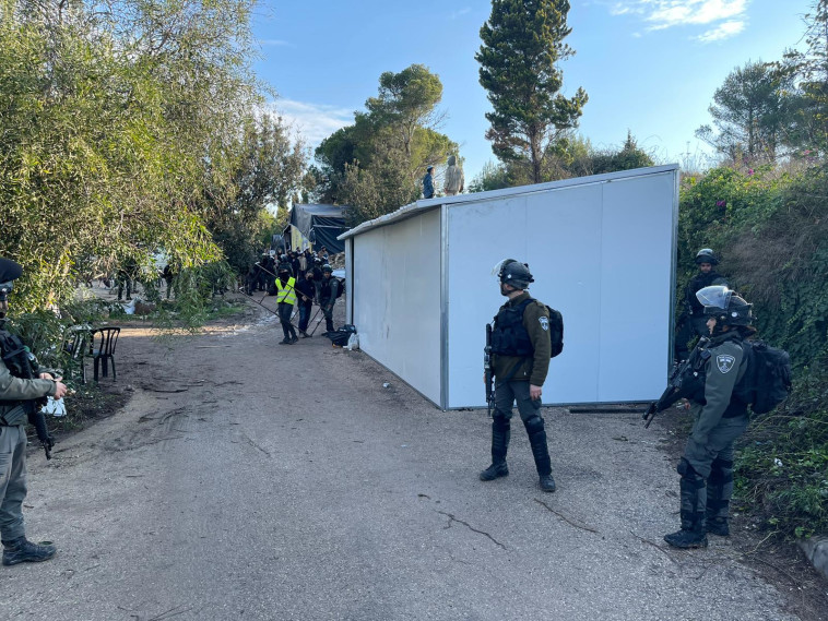 פינוי מבנים בחומש