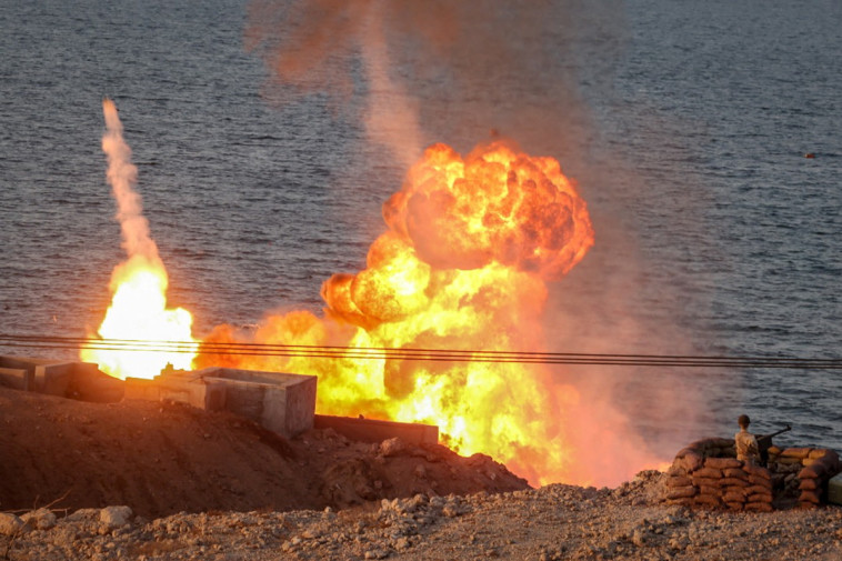 Lancement d'un missile iranien lors d'un exercice (Photo: Reuters)