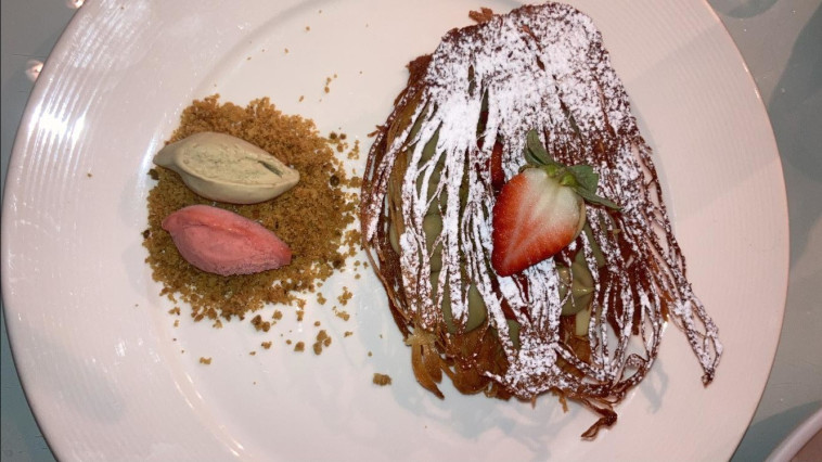 מילפיי פיסטוק ותותים